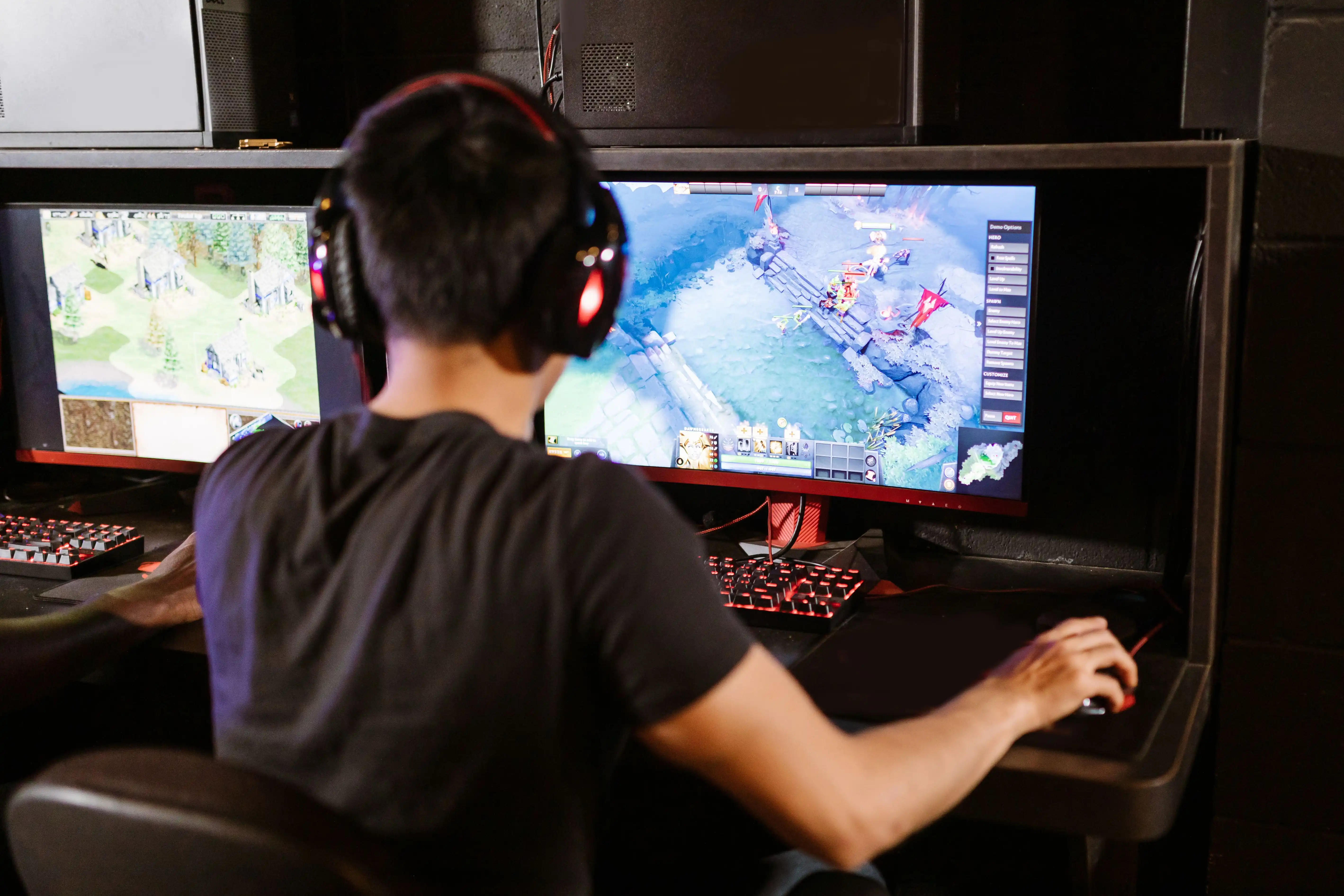 How to Prevent Screen Fatigue Using the 20-20-20 Rule